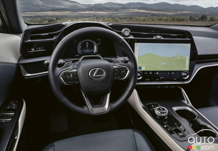 Lexus RZ, interior